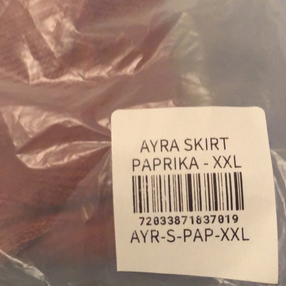 Savannah Morrow AYRA Skirt Bamboo Tulip Hem Paprika XXL - Picture 9 of 10
